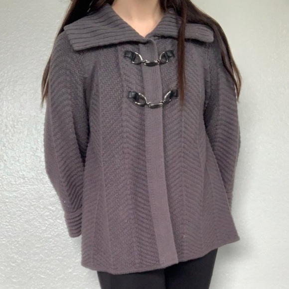 JM Collection Knit Cardigan with Clasps - Picture 3 of 6